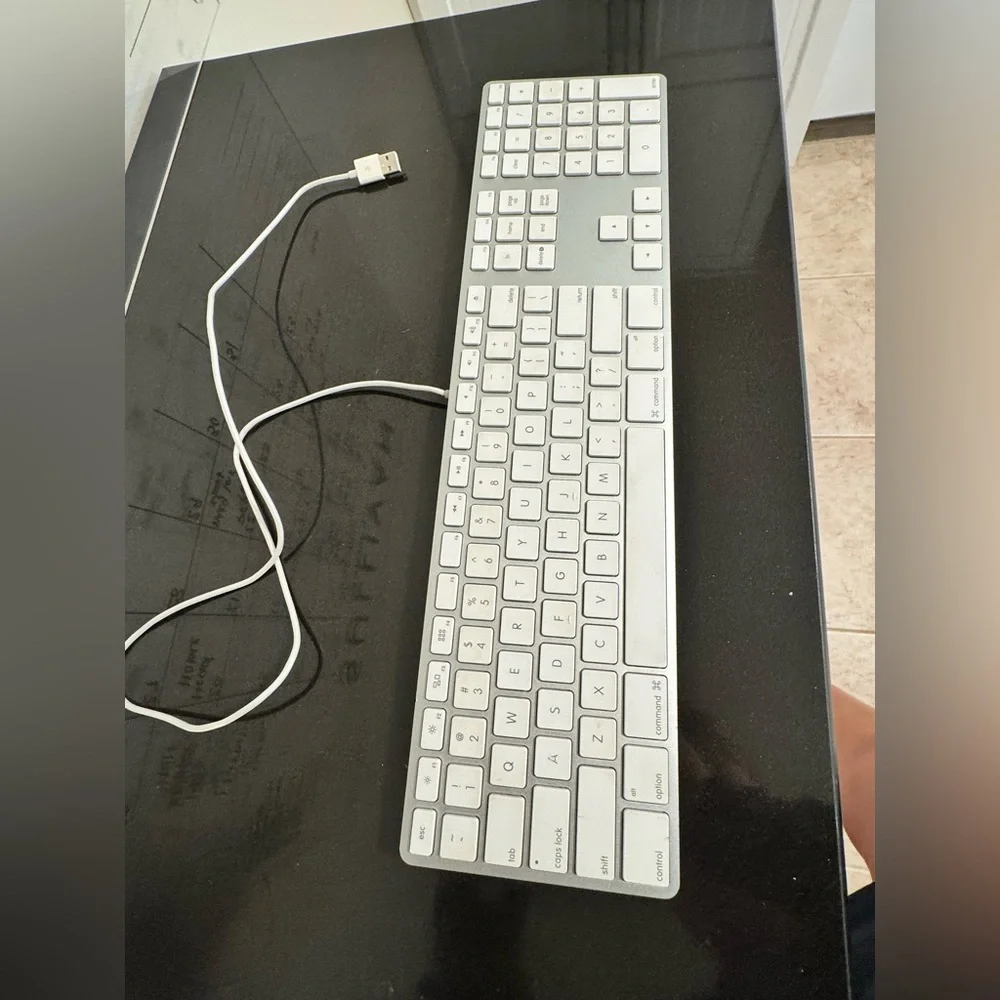 Apple Silver and White Keyboard